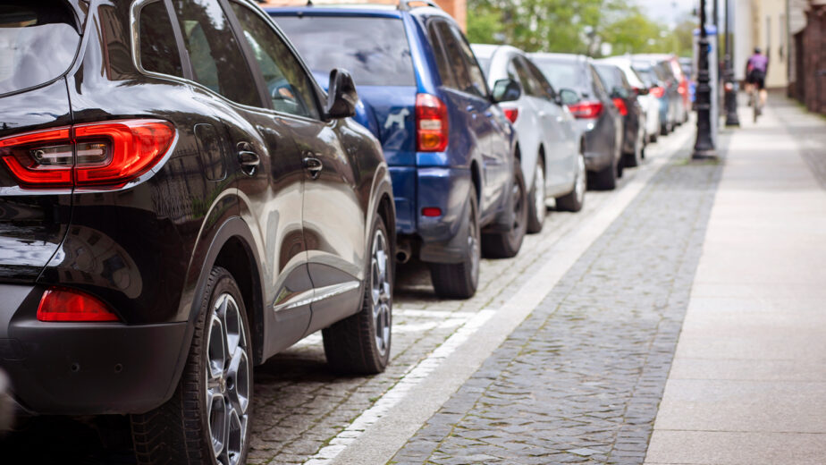 Hamburg passt Parkgebühren moderat an