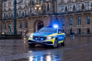 Hamburgs Streifenwagen künftig dauerhaft mit blauem Licht unterwegs